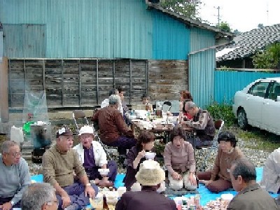 �܂����𗣂��Ȃ��l��